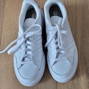Adidas Women's PWJ 001004 Lace Up White & Grey Shoes